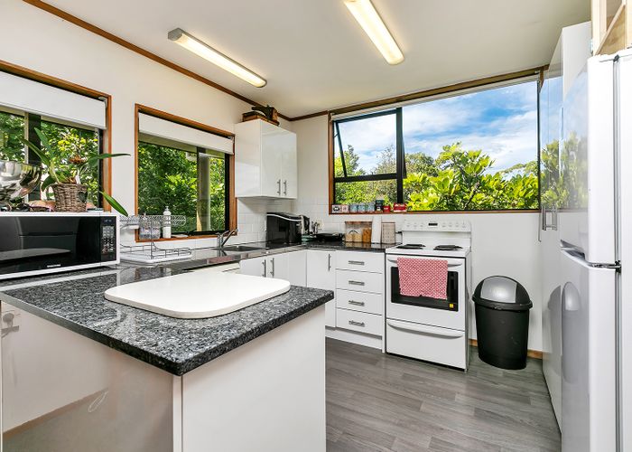  at 111 Albany Highway, Unsworth Heights, Auckland
