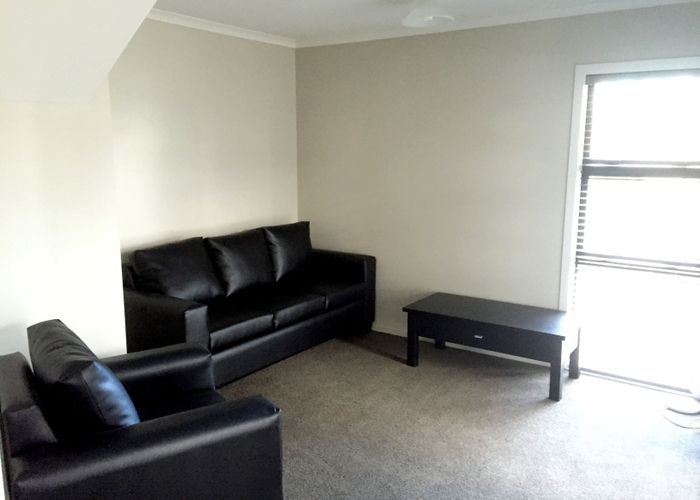  at 2/3 Rostrevor Street, Hamilton Central, Hamilton