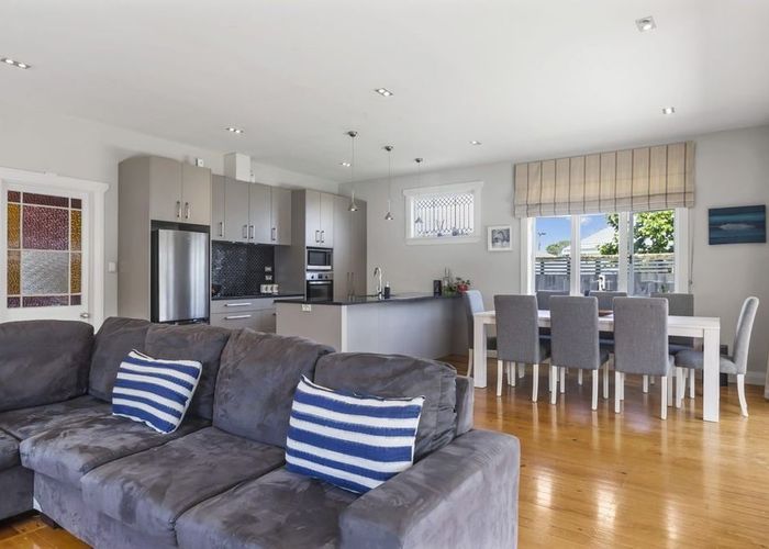  at 100 Grey Street, Onehunga, Auckland