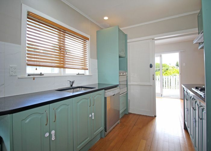  at 32 Baird Street, Howick, Manukau City, Auckland