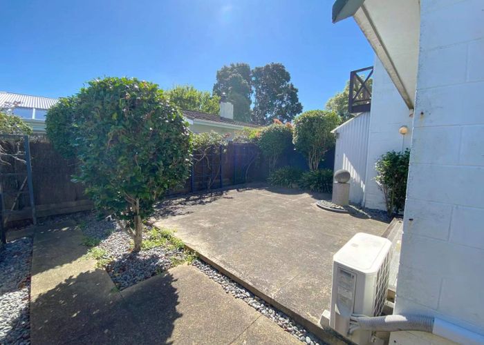  at 2/91 Campbell Road, One Tree Hill, Auckland