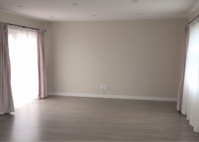  at 61 Moore Street, Howick, Auckland