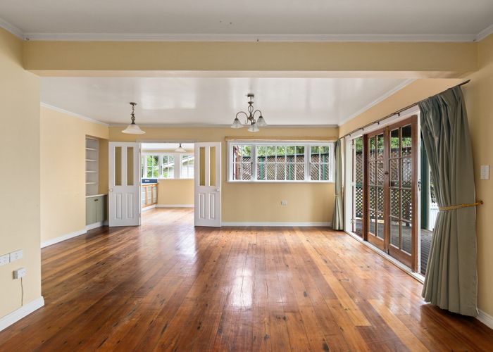  at 2/292 GLENFIELD Road, Glenfield, Auckland