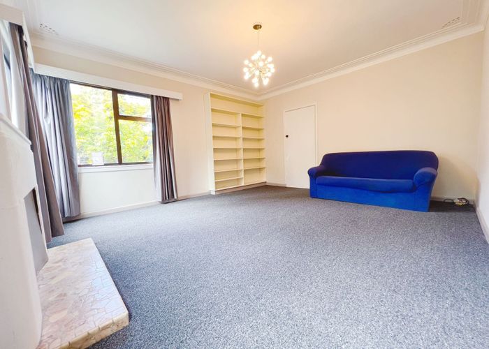  at 283 Blockhouse Bay Road, Avondale, Auckland
