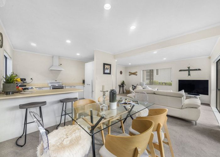  at 8c Kawerau Avenue, Devonport, North Shore City, Auckland
