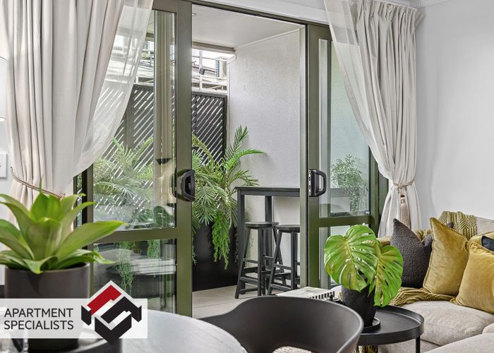  at 118 Gladstone Road, Parnell, Auckland City, Auckland