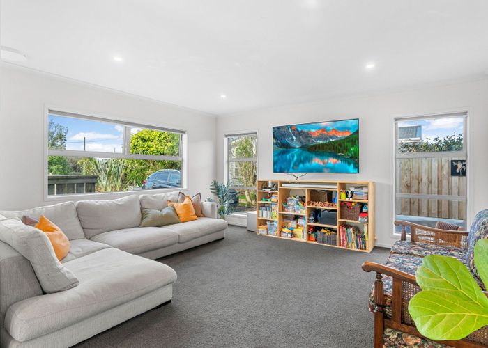  at 16 Leslie Street, Mangawhai
