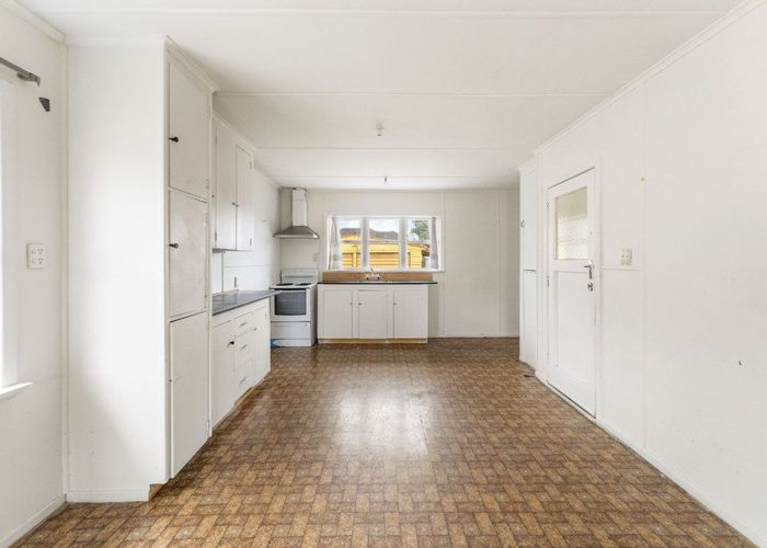  at 73 Manuroa Road, Takanini, Papakura, Auckland