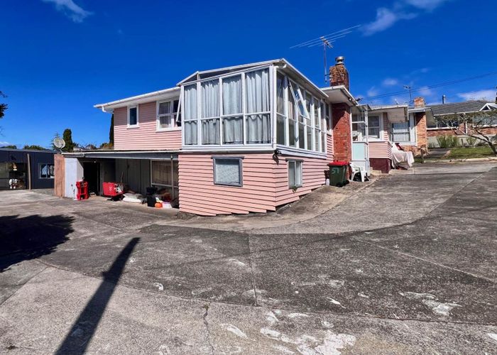  at 57 Batkin Road, New Windsor, Auckland City, Auckland
