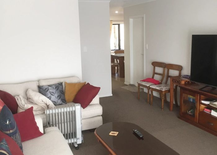  at 21 Ridgedale Crescent, Flagstaff, Hamilton, Waikato