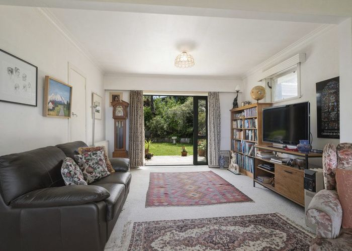  at 186 Kawaha Point Road, Kawaha Point, Rotorua, Bay Of Plenty