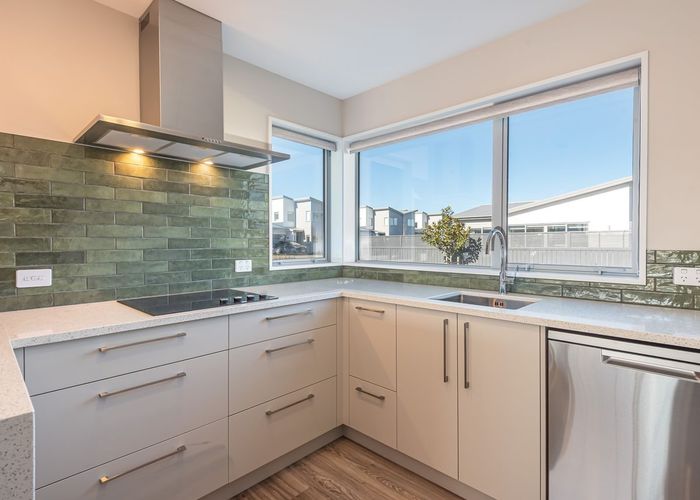  at 5 Kakapo Lane, Redwood, Christchurch City, Canterbury