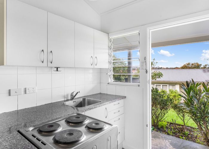  at 316 Blockhouse Bay Road, Avondale, Auckland City, Auckland