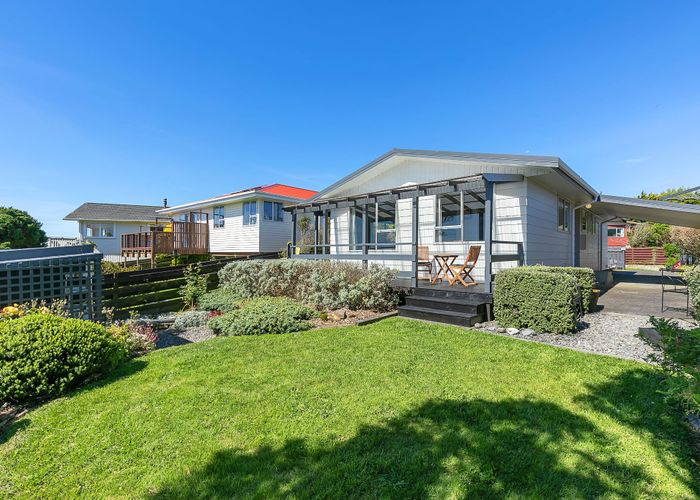  at 13 Limerick Grove, Ascot Park, Porirua