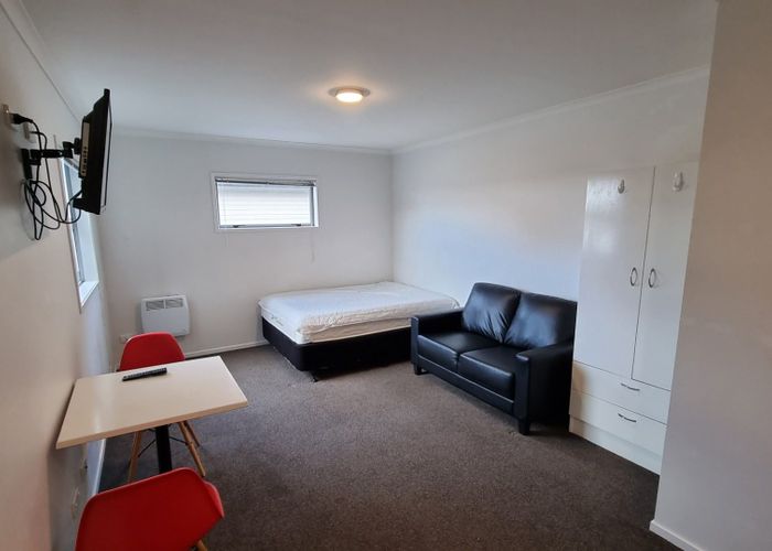  at 4D/52 Helena Road, Hillcrest, Hamilton, Waikato