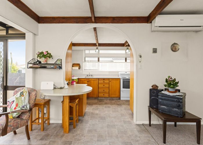  at 1402 Warwick Place, Mayfair, Hastings