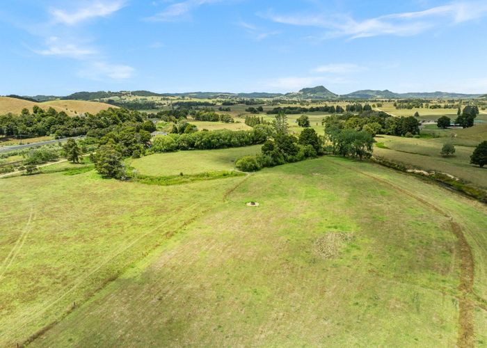  at 2143 State Highway 1, Hukerenui, Whangarei, Northland