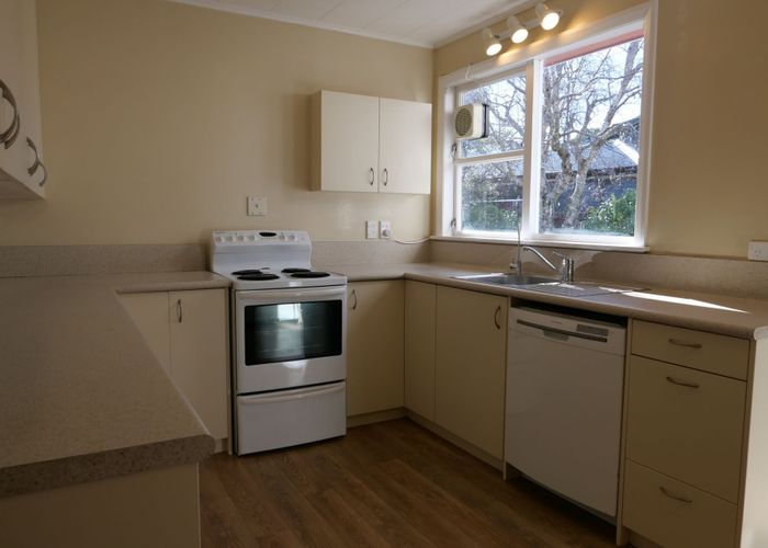  at 81 Kiwi Rd, Raumati Beach, Kapiti Coast, Wellington