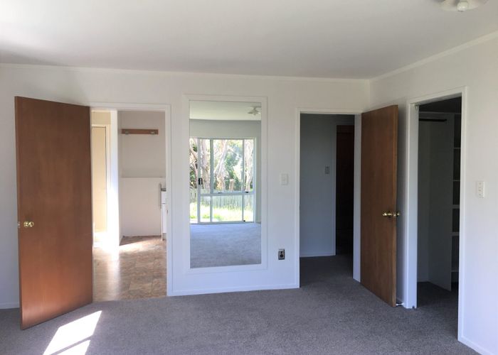  at 303 Glenfield Road, Glenfield, North Shore City, Auckland