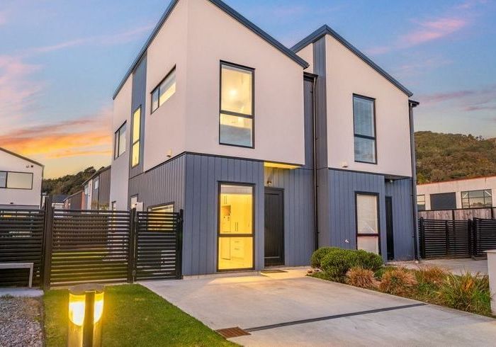  at 5 Gloaming Lane, Wallaceville, Upper Hutt