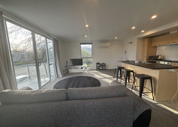  at 2/400 Durham Street, City Centre, Christchurch City, Canterbury