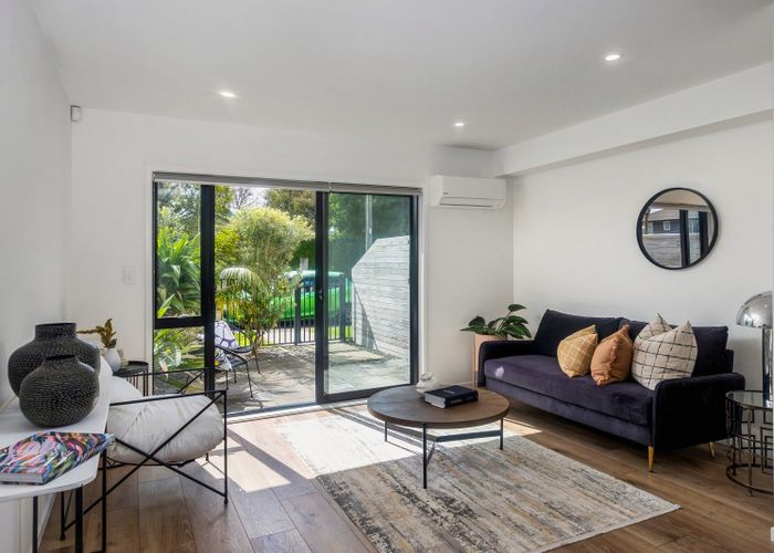  at 2C Stokes Avenue, Te Atatu Peninsula, Waitakere City, Auckland