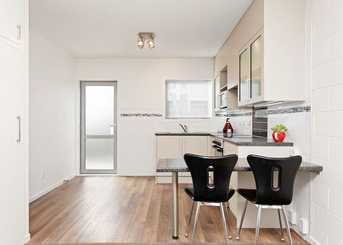  at 1/15 Marriner Street, Sumner, Christchurch