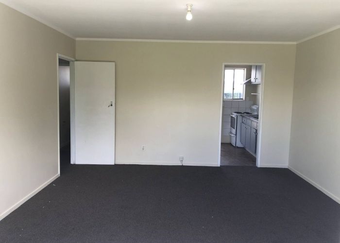  at 8/89 Ferndale Road, Mount Wellington, Auckland