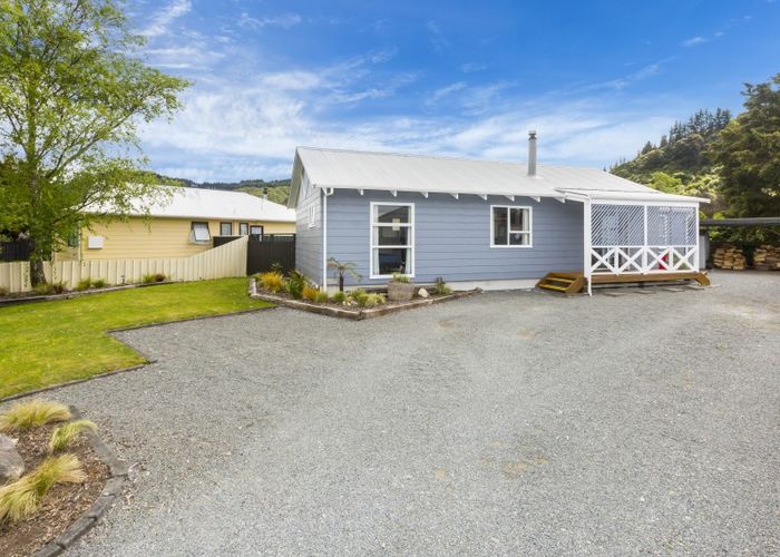  at 7 Moonstone Grove, Birchville, Upper Hutt