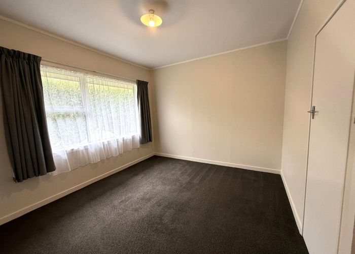  at 2/16 Waipuna Road, Mount Wellington, Auckland City, Auckland