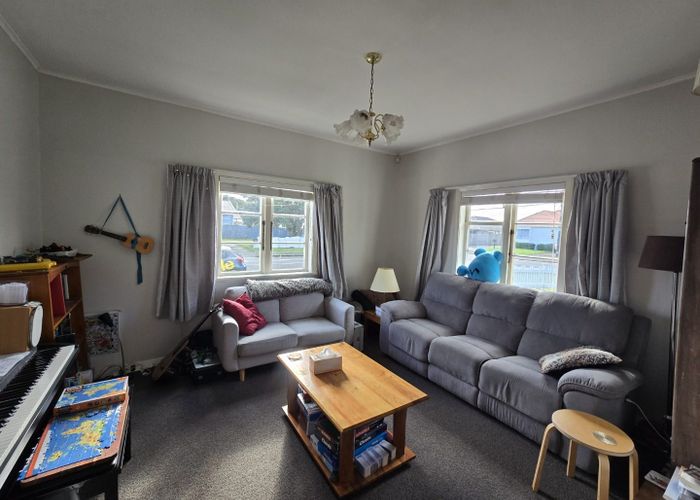  at 77 Bell Road, Waiwhetu, Lower Hutt, Wellington