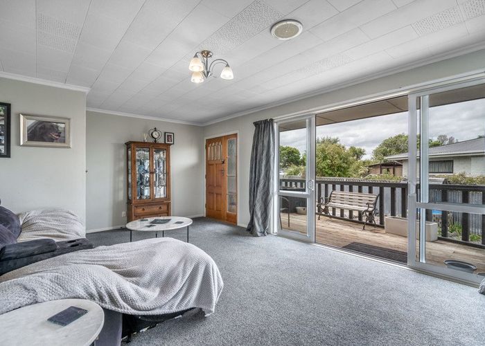  at 27 Iona Place, Strathern, Invercargill