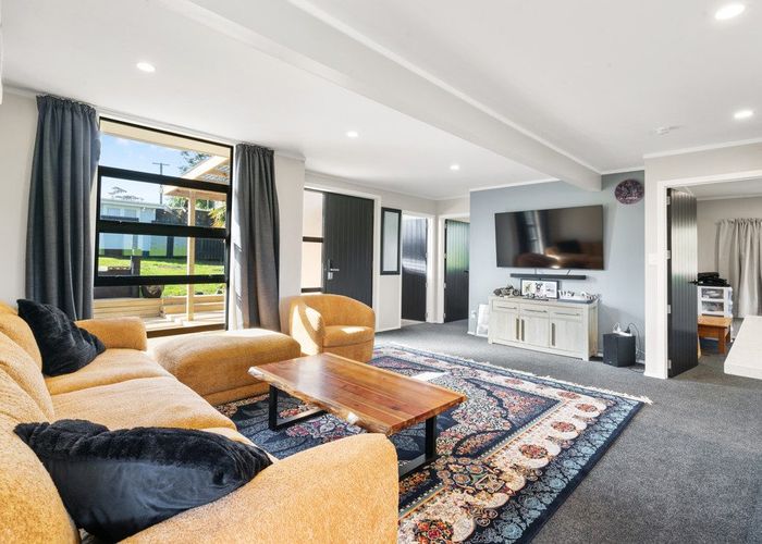  at 74 Bays Road, Papakura