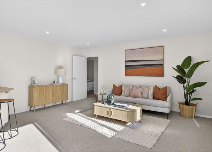  at 2/8 Fovant Street, Russley, Christchurch City, Canterbury