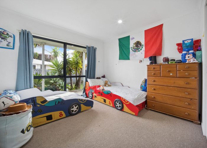  at 115 Wharf Road, Te Atatu Peninsula, Waitakere City, Auckland