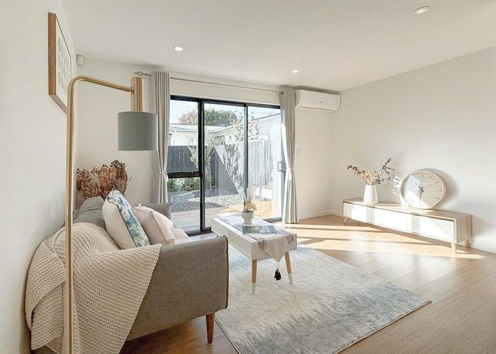  at 5/17 Rewarewa Road, Te Atatu Peninsula, Waitakere City, Auckland
