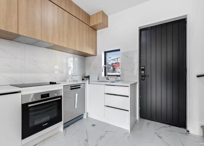  at 5/55 Patons Road, Howick, Manukau City, Auckland