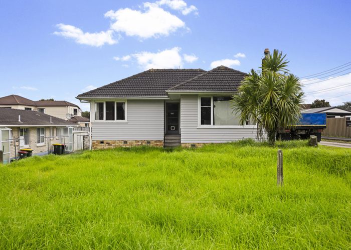  at 84 Buckland Road, Mangere East, Manukau City, Auckland