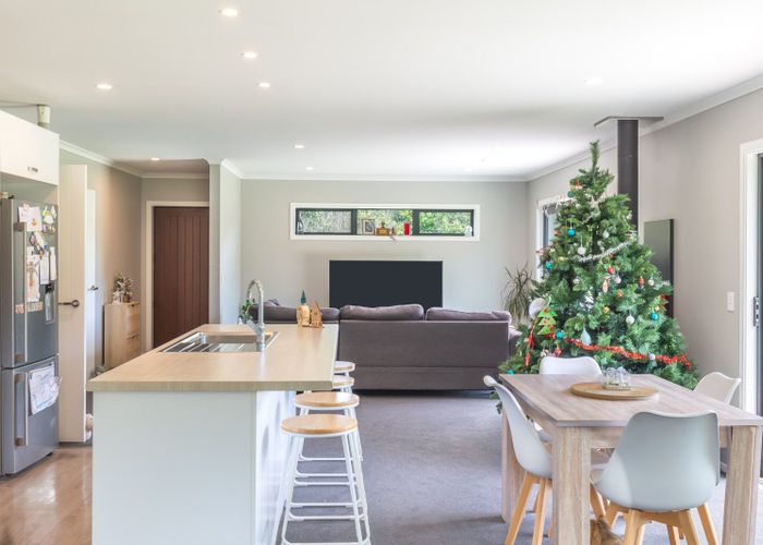  at 12 Faydon Close, Ohau, Levin