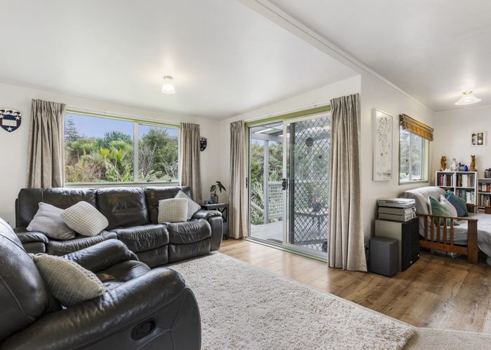  at 1/645 Swanson Road, Swanson, Auckland