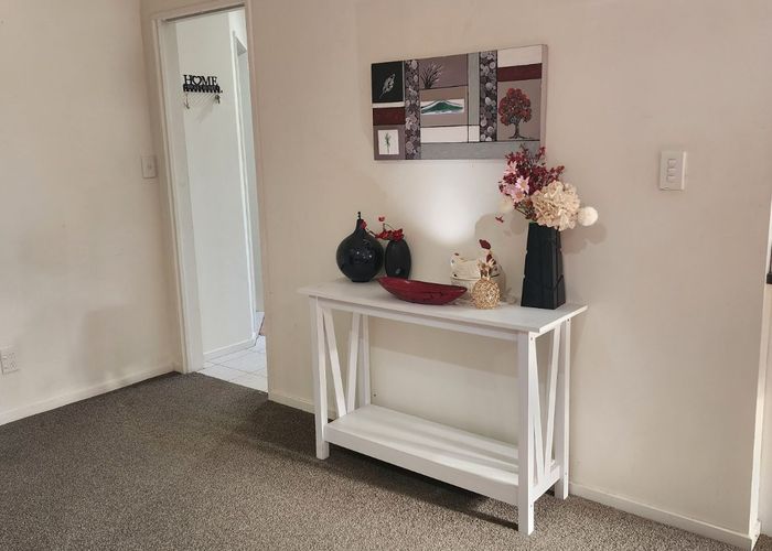  at 2/51 Fields Parade, Oteha, North Shore City, Auckland
