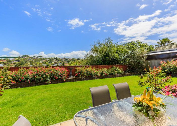  at 10 Oaktree Avenue, Browns Bay, Auckland
