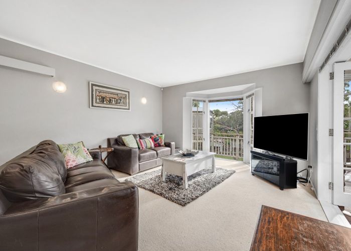  at 32 Harford Place, Pakuranga Heights, Auckland