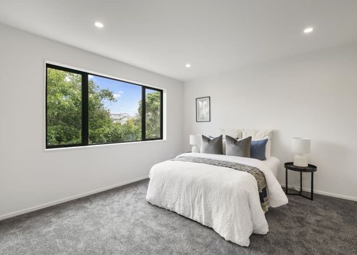  at 3/205 Sunnynook Road, Sunnynook, North Shore City, Auckland
