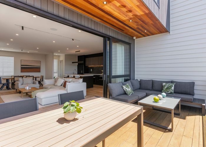  at 4/27 Hastings Road, Mairangi Bay, North Shore City, Auckland