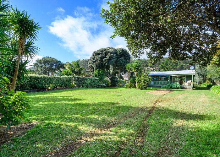 Recently sold 5 Erangi Place, Bethells Beach homes.co.nz