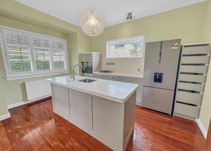  at 1/44 Old Lake Road, Devonport, North Shore City, Auckland