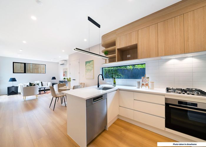  at 11C Cadman Avenue, Greenlane, Auckland City, Auckland