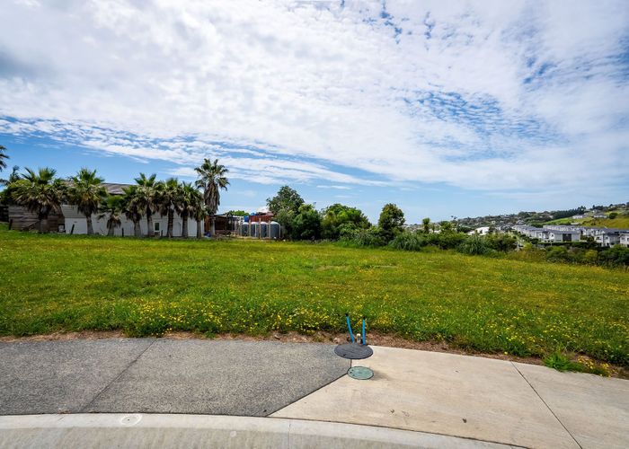  at 25 Whenuateitei Crescent, Stanmore Bay, Rodney, Auckland