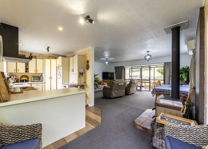  at 298 Oamaru-Alma Road, Alma, Oamaru